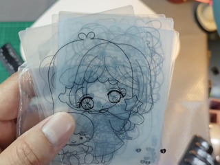 Q 版人物造型透明