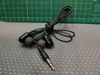 耳機25