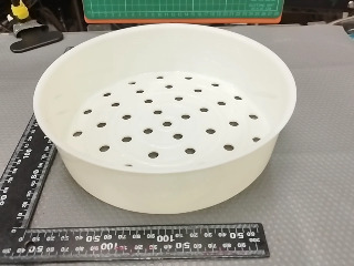 白色蒸盤