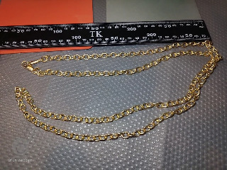 金色項鍊鏈條