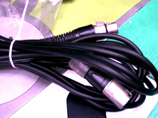 電源線