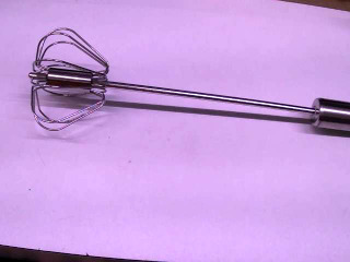 打奶油器