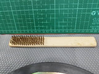 木柄銅絲刷