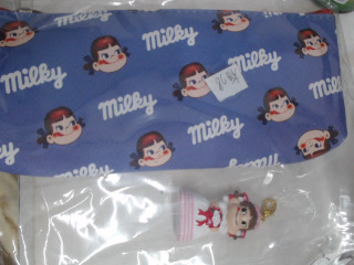 不二家筆袋+不二家吊飾