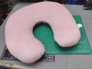 粉色頸枕