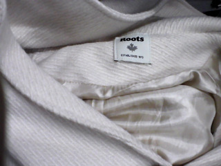 ROOT女外套