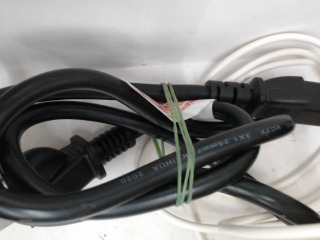 電源線