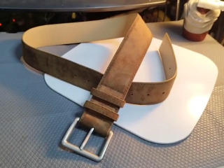 皮革腰帶