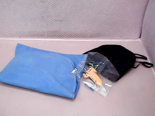 充氣頸枕*眼罩*耳塞