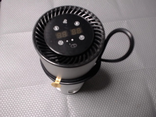 置杯架空氣除臭機