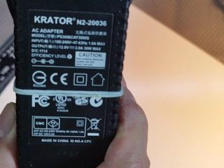 通用電源適配器