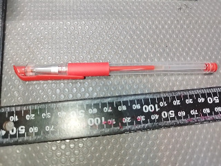 紅色中性筆