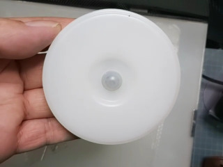 充電感應燈