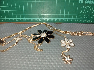 花朵項鍊