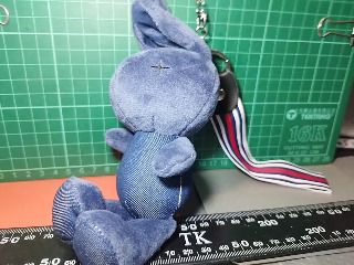 藍兔子吊飾