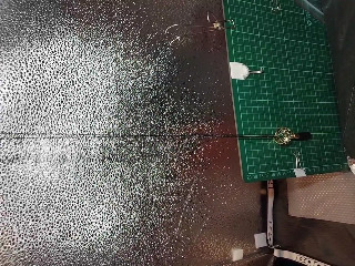 金屬造型項鍊