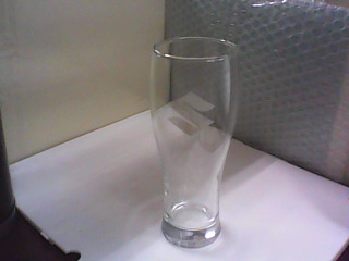 玻璃杯