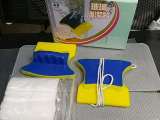 玻璃清潔器
