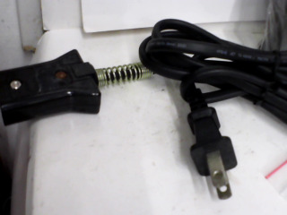 電源線