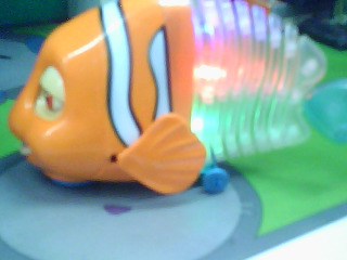 玩具魚/不會走動