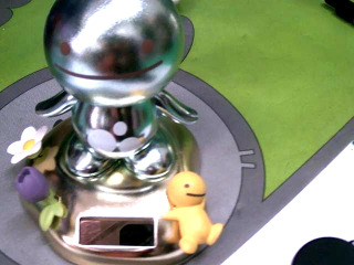 太陽能搖頭娃娃