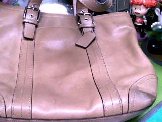 真皮包包/自行清理