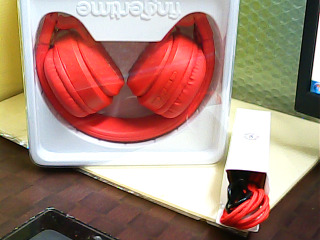 兒童耳罩式藍芽耳機