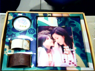 CD-手環2入+鏡子