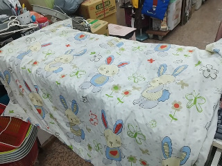 兔子圖案毯