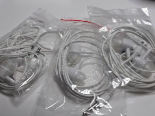 入耳式耳機