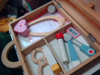 木製醫生玩具
