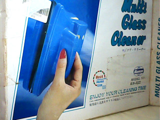 玻璃清潔器