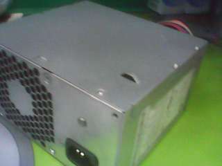 電源供應器