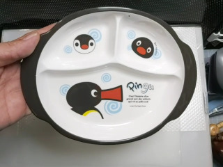 企鵝家族 (Pingu) 的三格餐盤