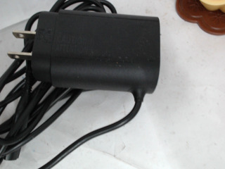 電動刮鬍刀充電器