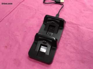 充電座