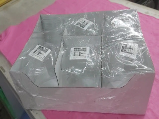 透明玻璃杯