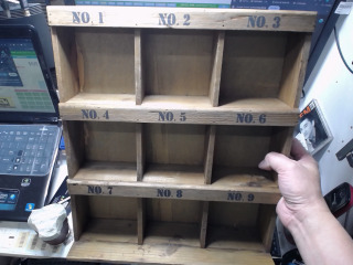 復古實木桌面置物架