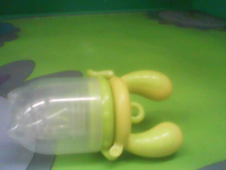 副食品奶嘴容器