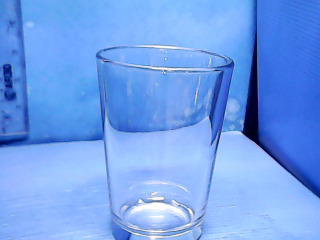 玻璃杯