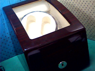 機械錶自動上鍊盒(電源櫃台)