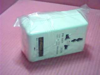電壓調整器