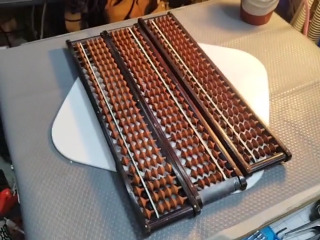 原木框架傳統算盤