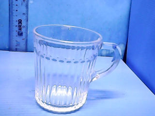 玻璃杯