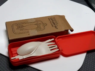 餐具