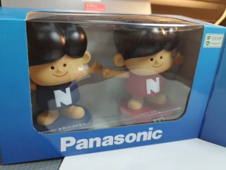 國際紀念公仔存錢筒