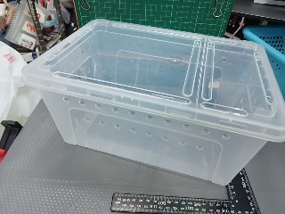 收納箱