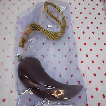 角形玉髓平安掛飾