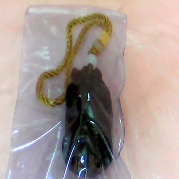 正角精雕蝠到掛飾