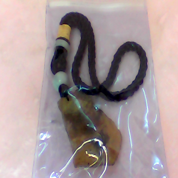琥珀色掛飾